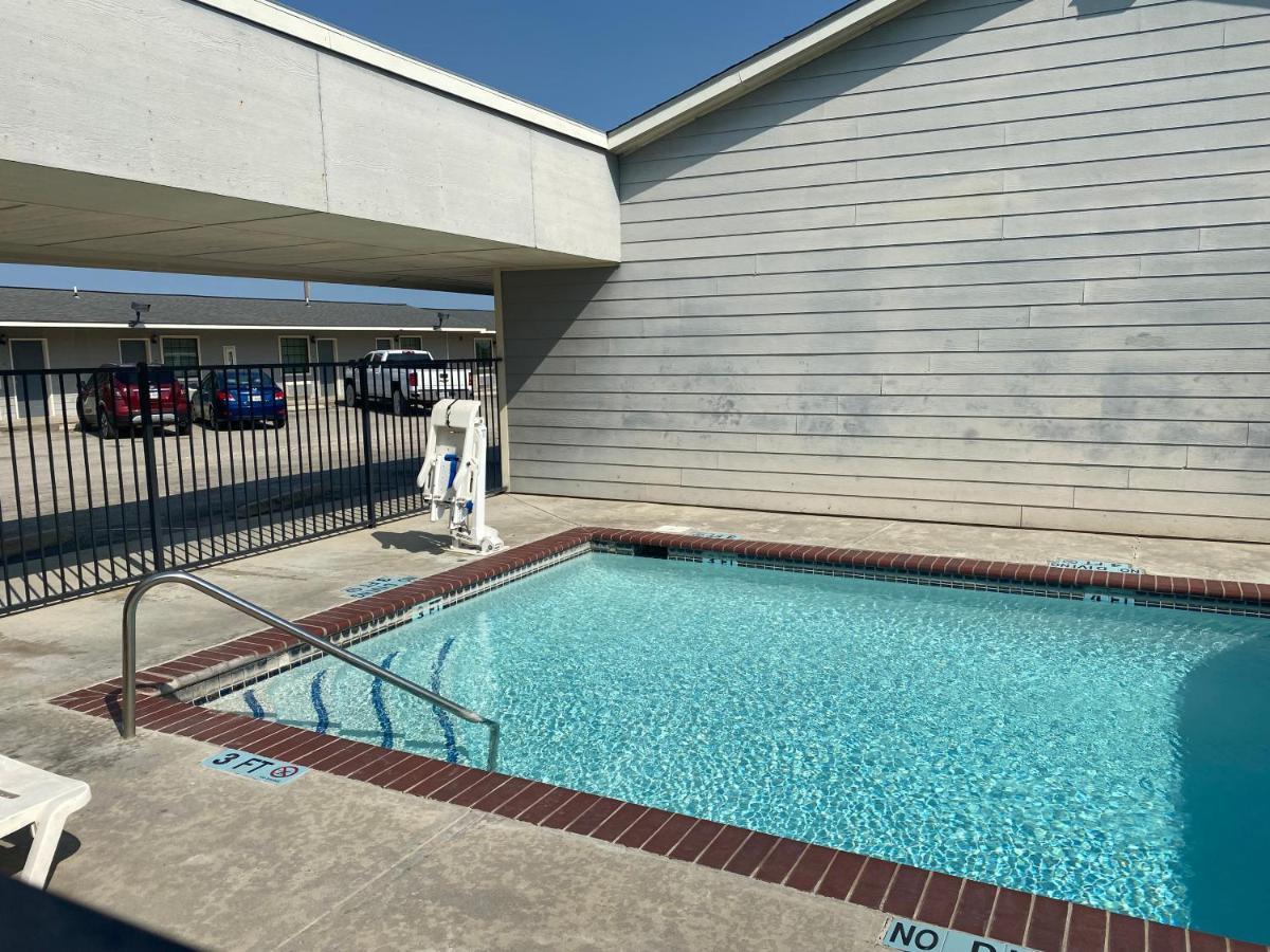 Southern Inns And Suites Now Offering Rv Spaces For Rent Yorktown Extérieur photo